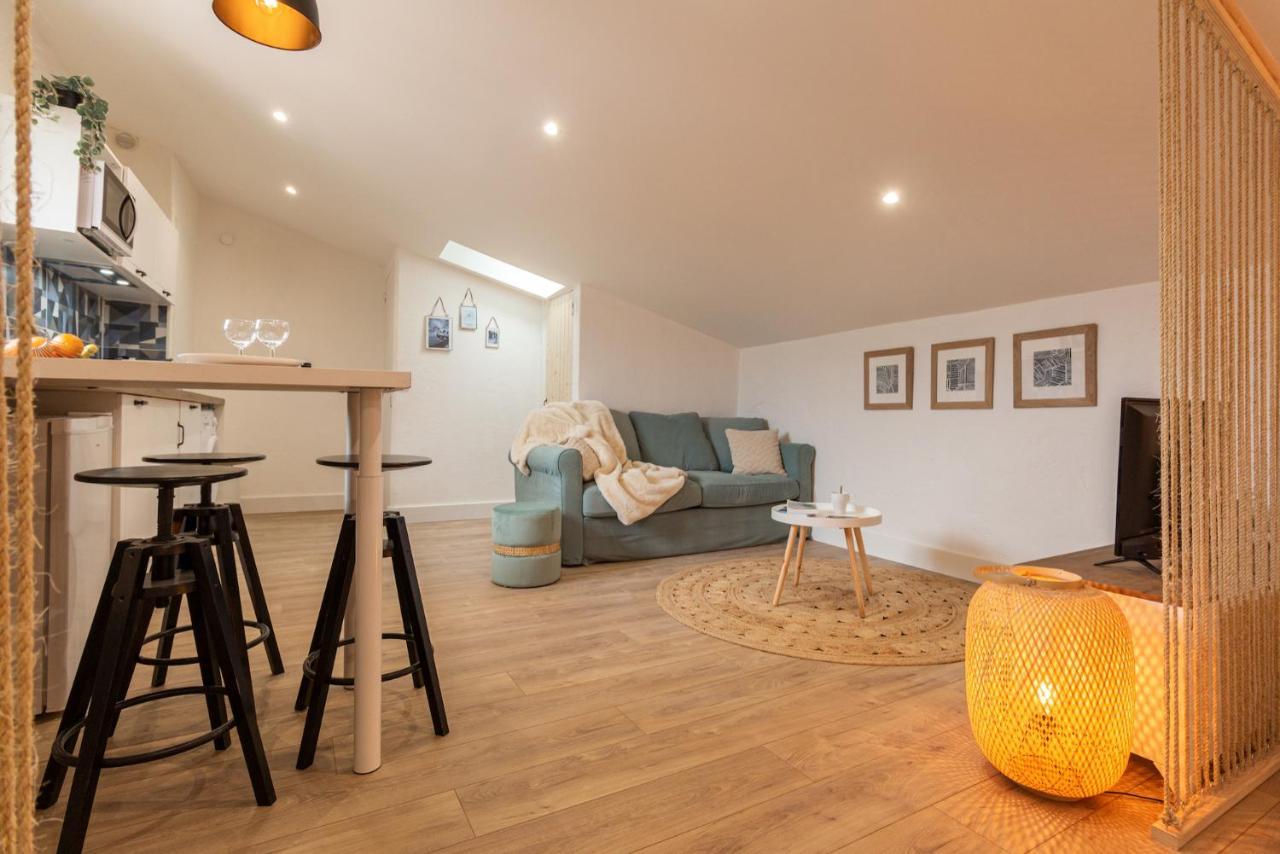 Les Clés de Laure - Le Boheme - Netflix - Wifi - Vue sur les toits et le chateau Carcassonne Extérieur photo