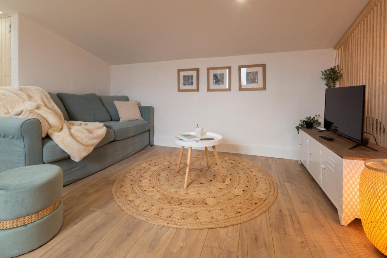 Les Clés de Laure - Le Boheme - Netflix - Wifi - Vue sur les toits et le chateau Carcassonne Extérieur photo